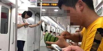 车厢吃瓜,一场别开生面的旅途体验