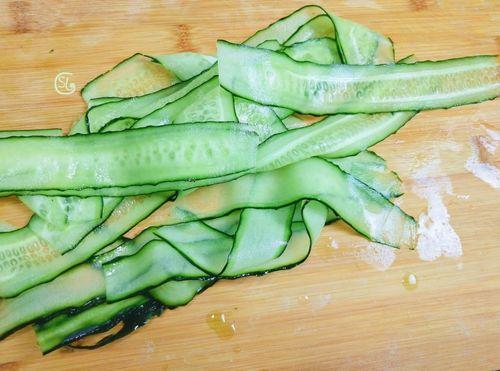 吃瓜怎么吃最过瘾图片