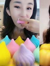 r姐吃冰瓜,r姐畅享冰瓜清凉时光